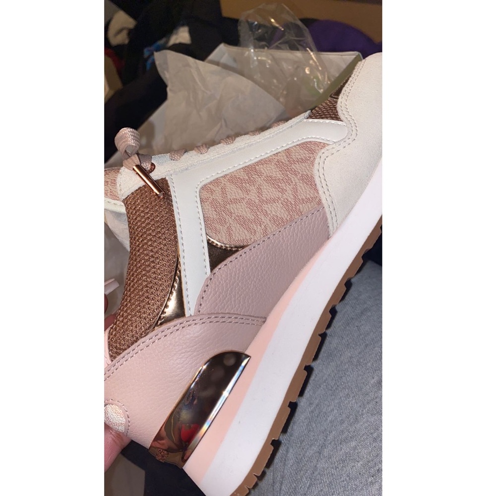 Micheal Kors shoes